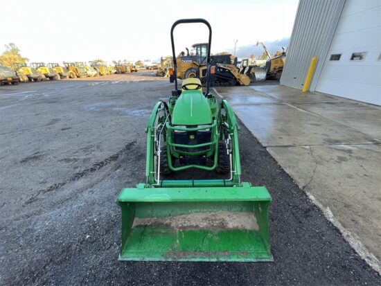 2018 John Deere 1023E Tractor For Sale - Image 3