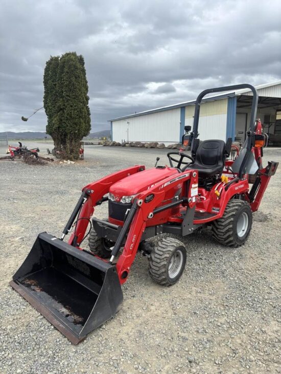 2018 Massey Ferguson GC1720 Tractor - Image 4