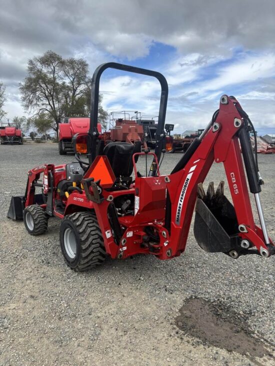 2018 Massey Ferguson GC1720 Tractor