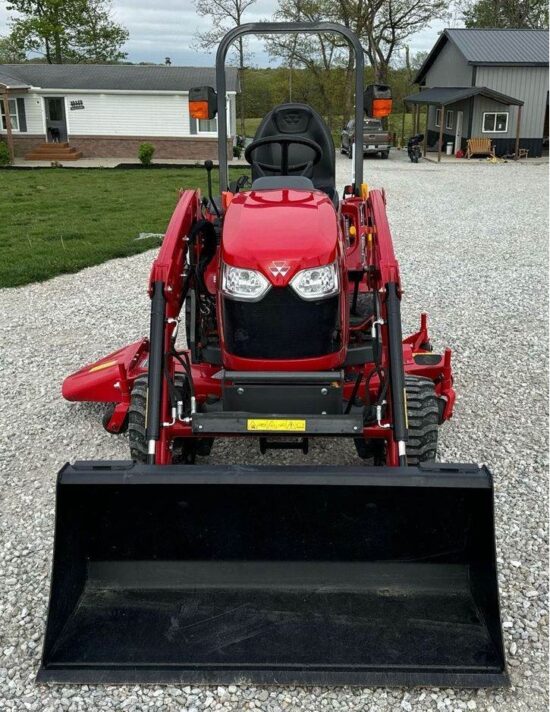 2021 Massey Ferguson GC1723 Mfwd Tractor - Image 2