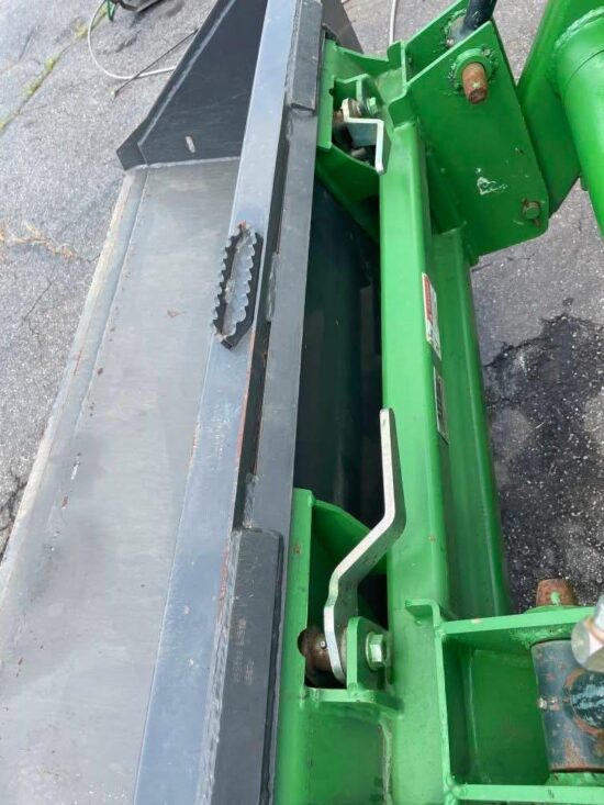1967 John Deere 3020 Tractor  For Sale - Image 4