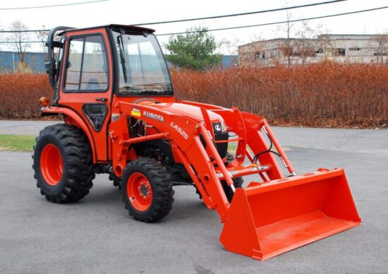 Kubota L2501 Tractor