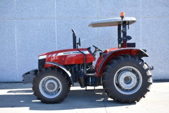 Massey Ferguson 4707 Tractor