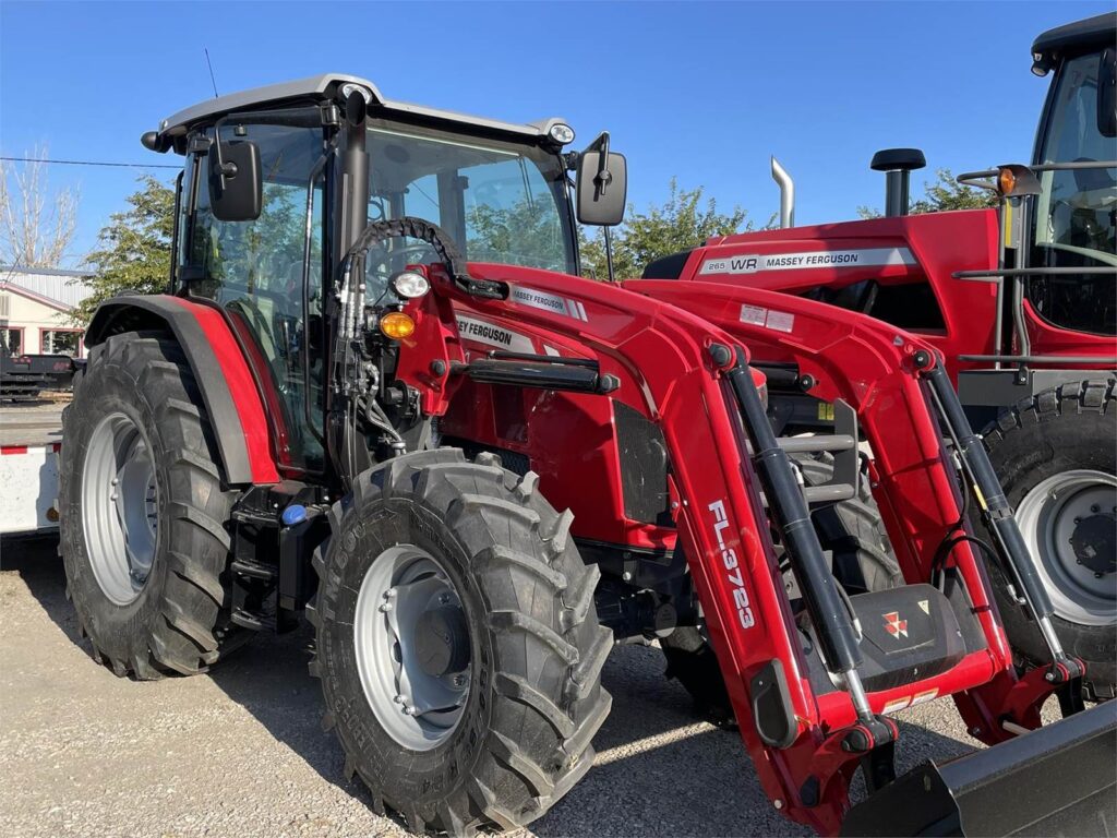 2023 Massey Ferguson 5711 Tractor
