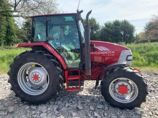 2002 MCCORMICK CX90