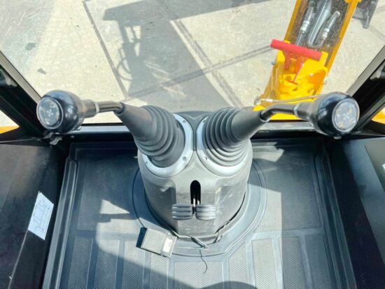 bruder jcb 5cx eco backhoe loader